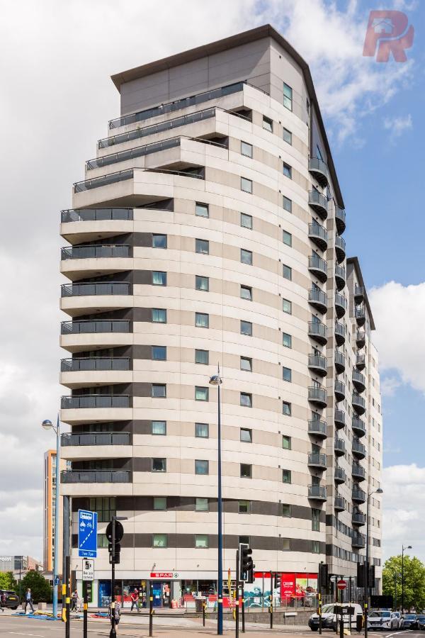 Apartment Massplaza 2 Bedroom With Balcony - Hi Floor Birmingham